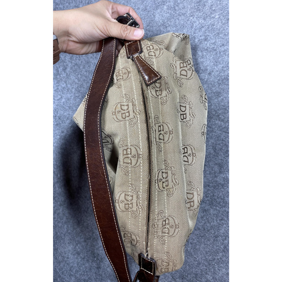 Dooney & Bourke Shoulder Bag Womens Medium Tan Donegal Crest Jacquard Vintage - Picture 9 of 16